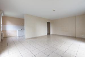Thumbnail of property #330443983. Click for details