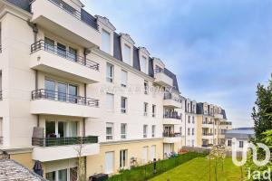 Picture of listing #330445775. Appartment for sale in Franconville