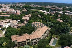 Picture of listing #330450937. Appartment for sale in Uzès
