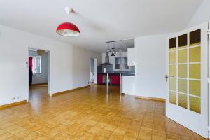 Picture of listing #330453529. Appartment for sale in Jonquières