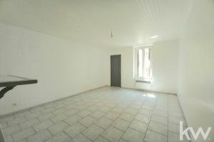 Thumbnail of property #330463042. Click for details