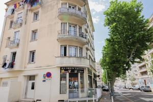 Picture of listing #330470921. Appartment for sale in Toulon
