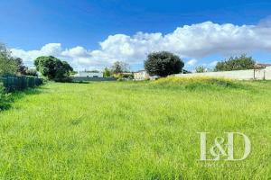Picture of listing #330475138. Land for sale in Médis