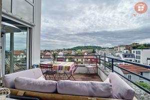 Picture of listing #330476945. Appartment for sale in Suresnes