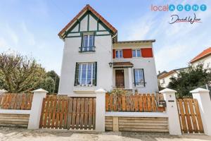Picture of listing #330480130. House for sale in Sceaux