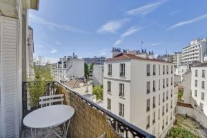 Picture of listing #330481361. Appartment for sale in Paris