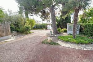 Picture of listing #330482869. Land for sale in La Ciotat