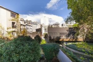 Picture of listing #330483593. Appartment for sale in Paris
