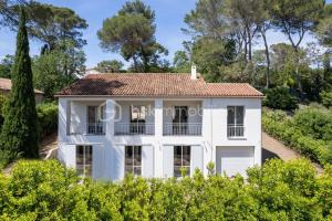 Picture of listing #330484393. House for sale in Mougins