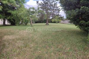 Thumbnail of property #330484772. Click for details