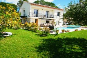 Picture of listing #330496130. House for sale in Vaison-la-Romaine