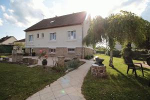 Picture of listing #330500922. House for sale in Compiègne