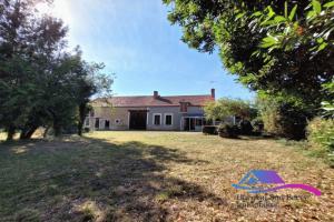 Picture of listing #330501236. House for sale in Saint-Saturnin