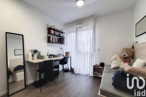 Picture of listing #330505479. Appartment for sale in Bobigny