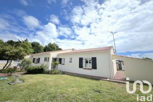 Picture of listing #330505649. House for sale in L'Île-d'Olonne