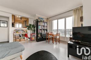 Picture of listing #330509627. Appartment for sale in Paris