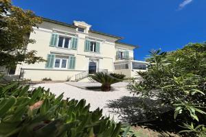Picture of listing #330520532. Appartment for sale in Cannes