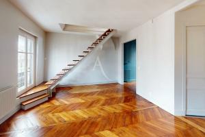 Picture of listing #330520926. Appartment for sale in Paris
