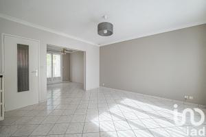 Thumbnail of property #330533577. Click for details
