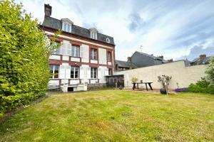 Picture of listing #330539557. House for sale in Pont-l'Évêque