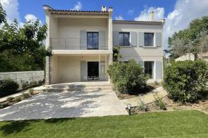 Picture of listing #330540968.  for sale in Maussane-les-Alpilles