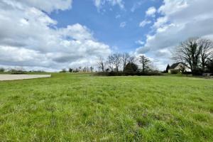 Picture of listing #330543778. Land for sale in Sormonne