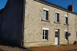 Picture of listing #330546887. Building for sale in Alençon