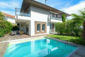 Picture of listing #330547154. House for sale in Biarritz