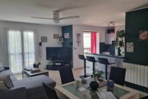 Picture of listing #330548748. Appartment for sale in Marseille