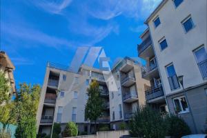Picture of listing #330552178. Appartment for sale in Vénissieux