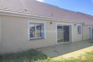 Picture of listing #330553296. House for sale in Parigné-l'Évêque