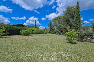 Picture of listing #330559513. Land for sale in Cadenet