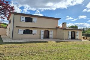 Picture of listing #330560215. House for sale in Artigues-près-Bordeaux