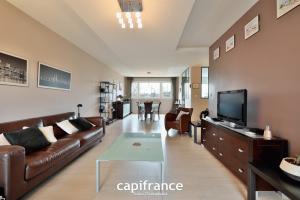 Picture of listing #330560554. Appartment for sale in Écully
