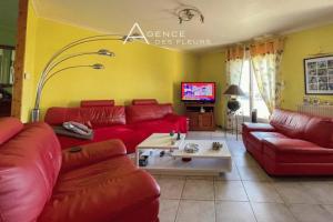 Picture of listing #330562153. Appartment for sale in Le Neubourg
