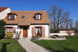 Picture of listing #330565153. House for sale in La Ville-du-Bois