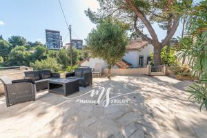 Picture of listing #330568379. House for sale in Marseille