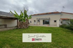 Picture of listing #330569169. House for sale in Saint-Laurent-sur-Sèvre