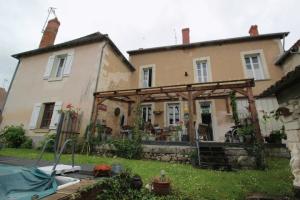 Picture of listing #330571487. House for sale in La Roche-Posay