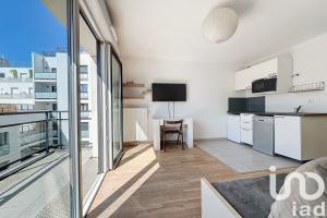 Picture of listing #330571795. Appartment for sale in Montreuil