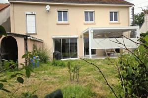 Picture of listing #330571848. House for sale in Nantes