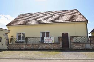Picture of listing #330572921. House for sale in Losne