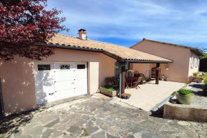 Picture of listing #330583923. House for sale in La Cavalerie