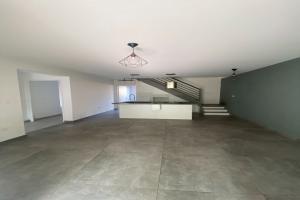 Thumbnail of property #330588349. Click for details