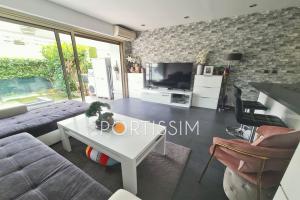 Picture of listing #330591170. Appartment for sale in Villeneuve-Loubet