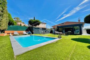 Picture of listing #330605761. House for sale in Antibes