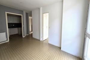 Thumbnail of property #330605836. Click for details