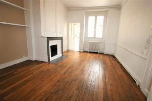 Picture of listing #330608077. Appartment for sale in Orléans