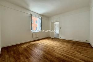 Picture of listing #330612265. Appartment for sale in Paris