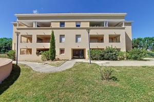 Picture of listing #330612632. Appartment for sale in Salon-de-Provence